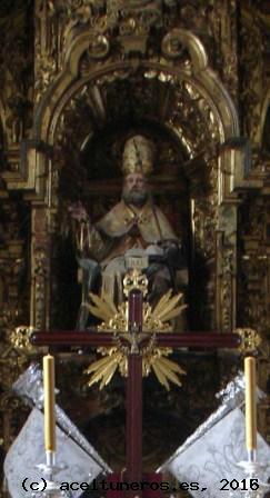Imagen de San Pedro en su Retablo (Parroquia de Sta. María de la Mesa, Utrera)